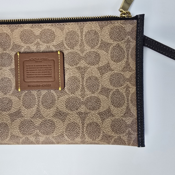 Coach Zip Pouch In Signature Canvas - Picture 3 of 14